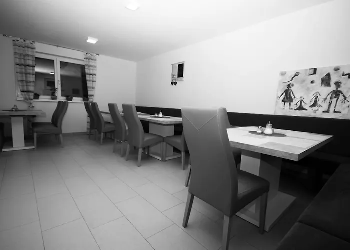 Bed and Breakfast Gaestehaus Krause Trumau